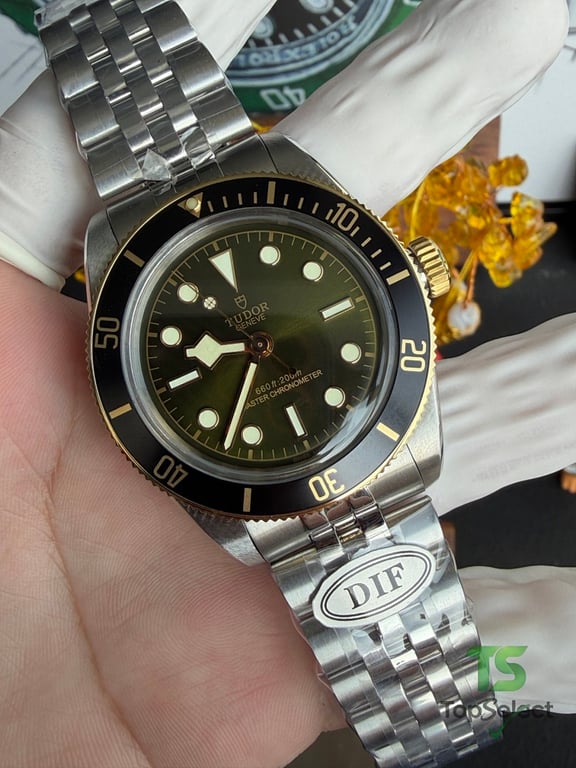 Tudor Black Bay Harrods 175th Anniversary Edition - 10