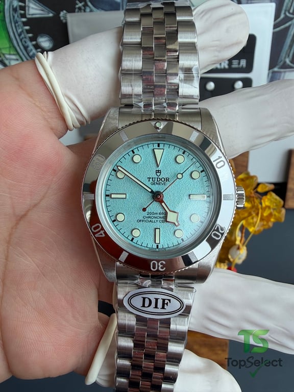 Tudor Black Bay 54 M79000N Extreme Blue - 9