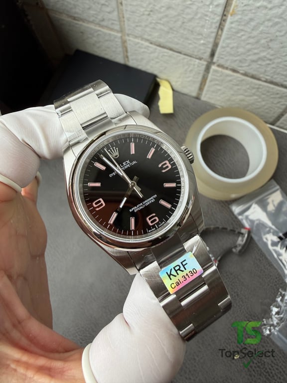 Rolex Oyster Perpetual 116000 - 11