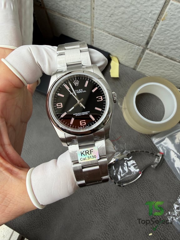 Rolex Oyster Perpetual 116000 - 13