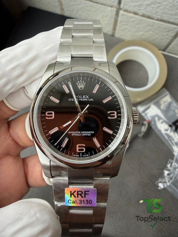 Rolex Oyster Perpetual 116000 - 17
