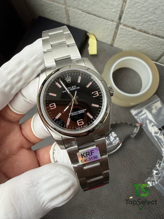 Rolex Oyster Perpetual 116000 - 21