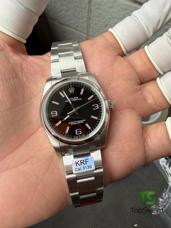 Rolex Oyster Perpetual 116000 - 25