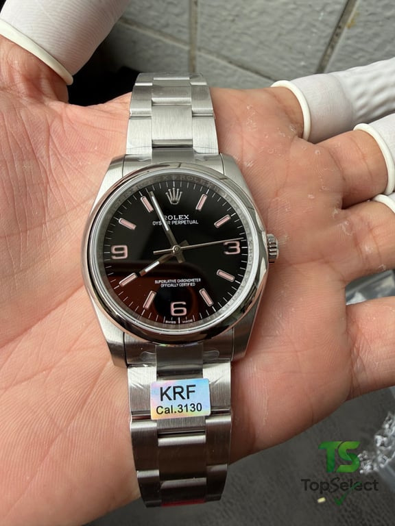 Rolex Oyster Perpetual 116000 - 28