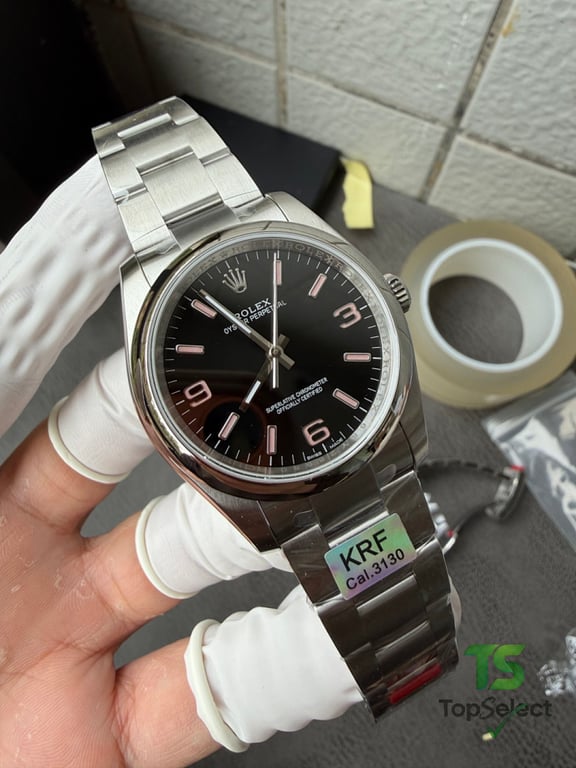 Rolex Oyster Perpetual 116000 - 6