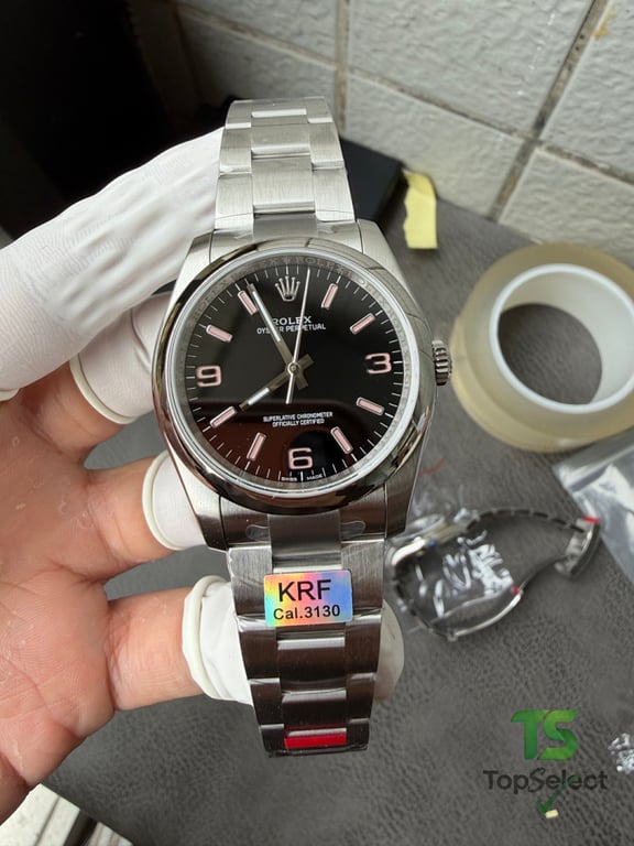 Rolex Oyster Perpetual 116000 - 7