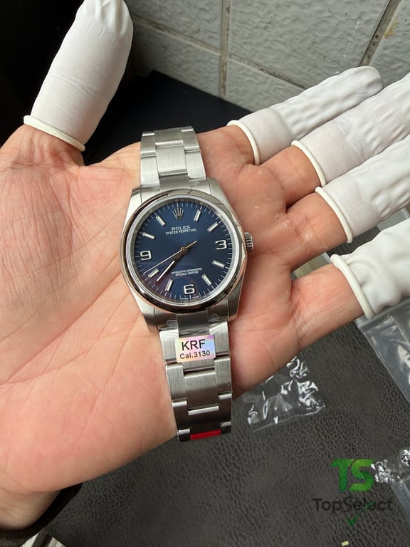 Rolex Oyster Perpetual 116000 Blue Dial 3-6-9 - 2