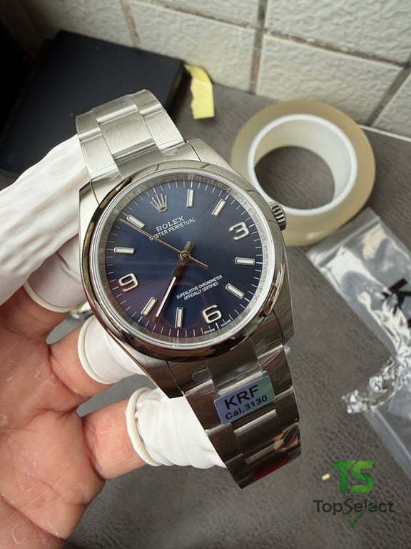 Rolex Oyster Perpetual 116000 Blue Dial 3-6-9 - 17