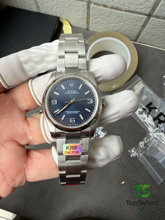 Rolex Oyster Perpetual 116000 Blue Dial 3-6-9 - 7