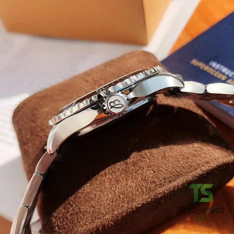 Breitling Superocean Automatic Black White - 3