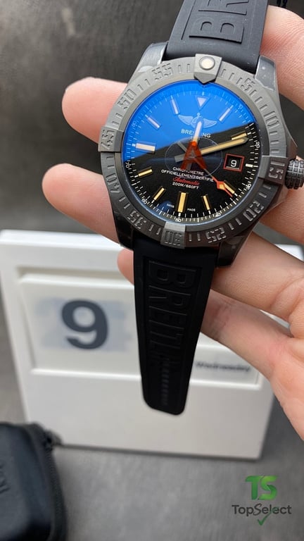 Breitling Avenger Blackbird 44 Black Titanium - 4