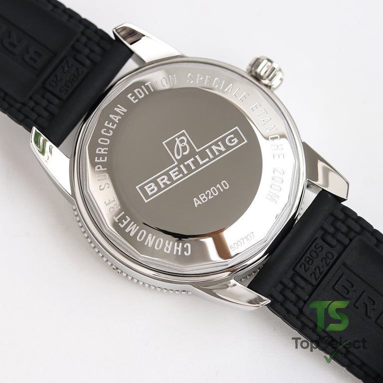 Breitling Superocean Heritage II 42mm Green Dial - 4