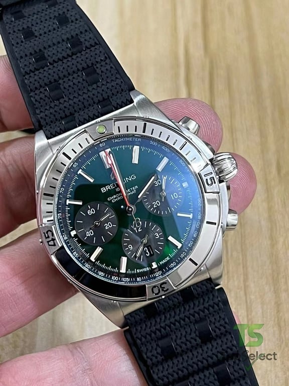 Breitling Chronomat B01 42 Bentley Edition - 7