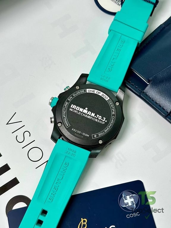 Breitling Endurance Pro Carbon Fiber Turquoise - 8