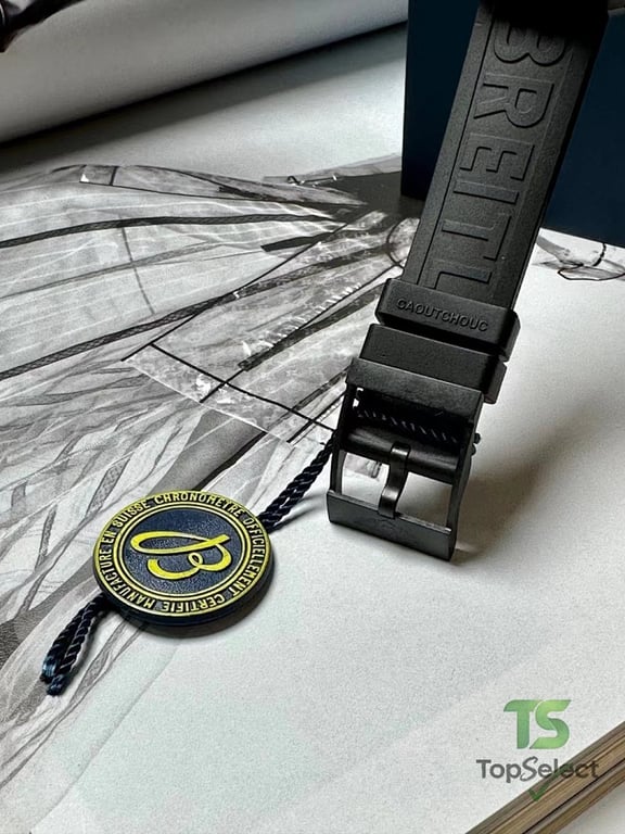 Breitling Endurance Pro Ironman Carbon Fiber Watch - 3