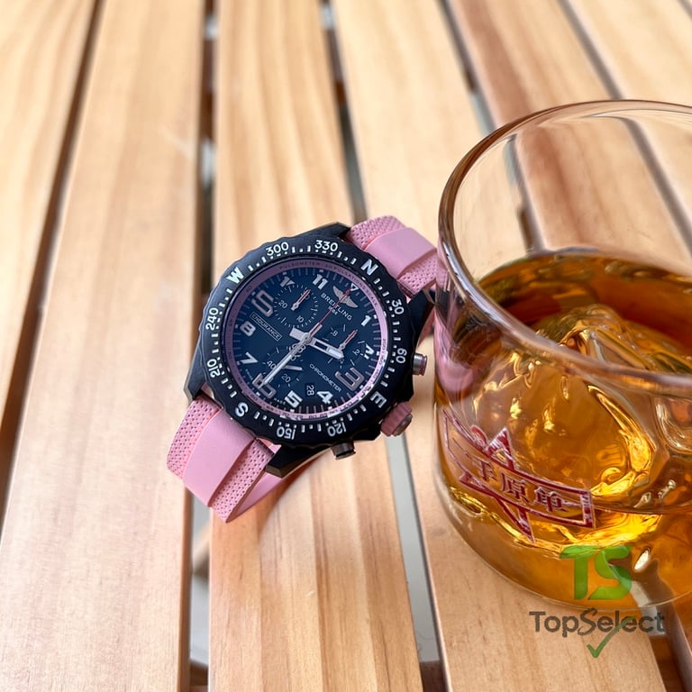 Breitling Endurance Pro 38 Pink - 2
