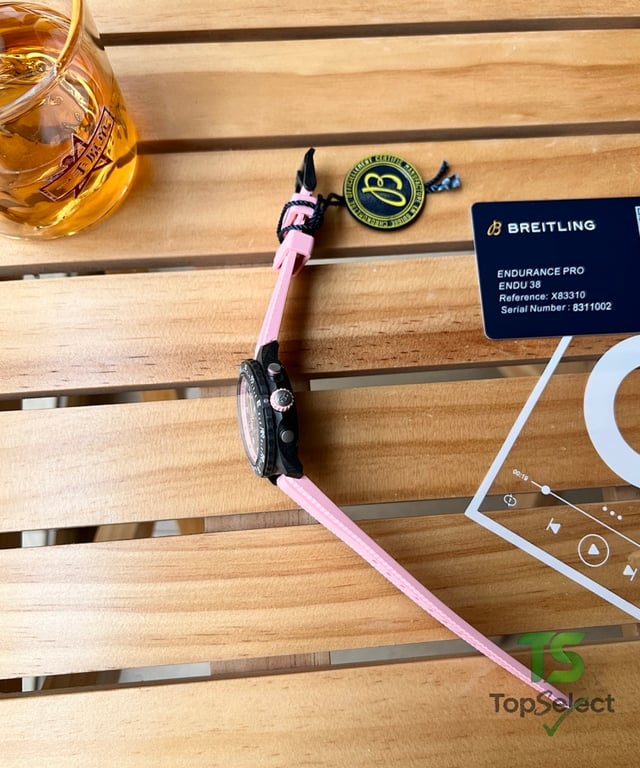 Breitling Endurance Pro 38 Pink - 3