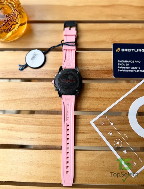 Breitling Endurance Pro 38 Pink - 4