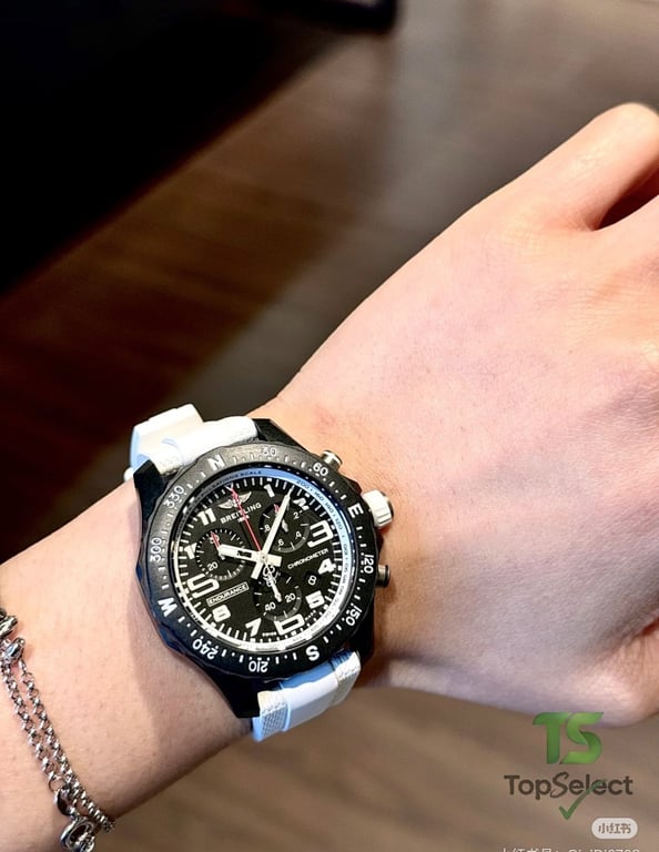 Breitling Endurance Pro Chronograph - 7