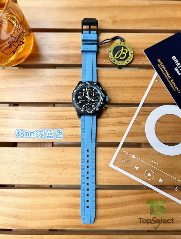 Breitling Professional Endurance Pro 38 - 9
