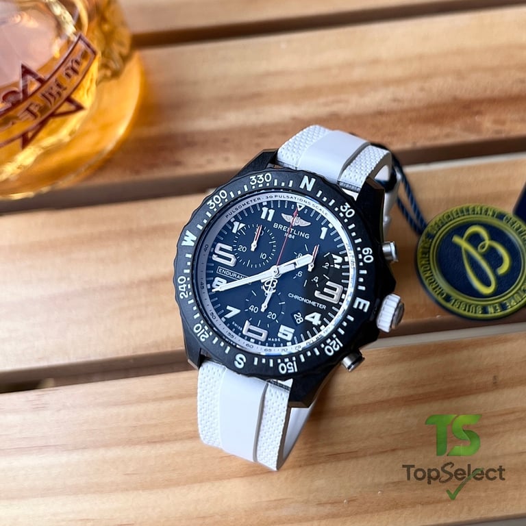 Breitling Endurance Pro 38 - 2