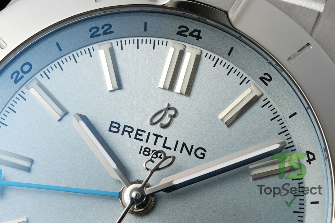 Breitling Chronomat Automatic GMT 40 Ice Blue - 7