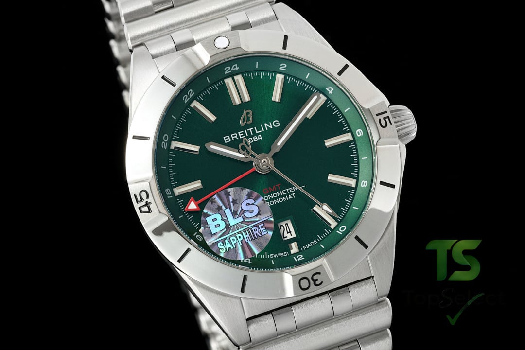 Breitling Chronomat Automatic GMT 40 Green Dial - 9
