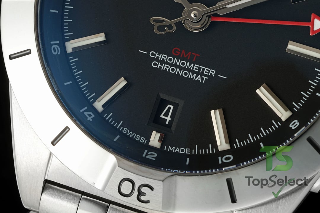 Breitling Chronomat Automatic GMT 40 Black Dial - 8