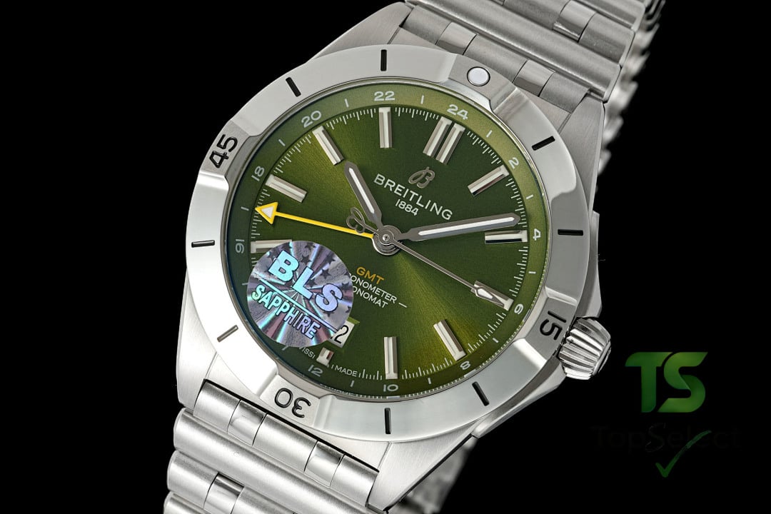 Breitling Chronomat Automatic GMT 40 Green Dial - 9
