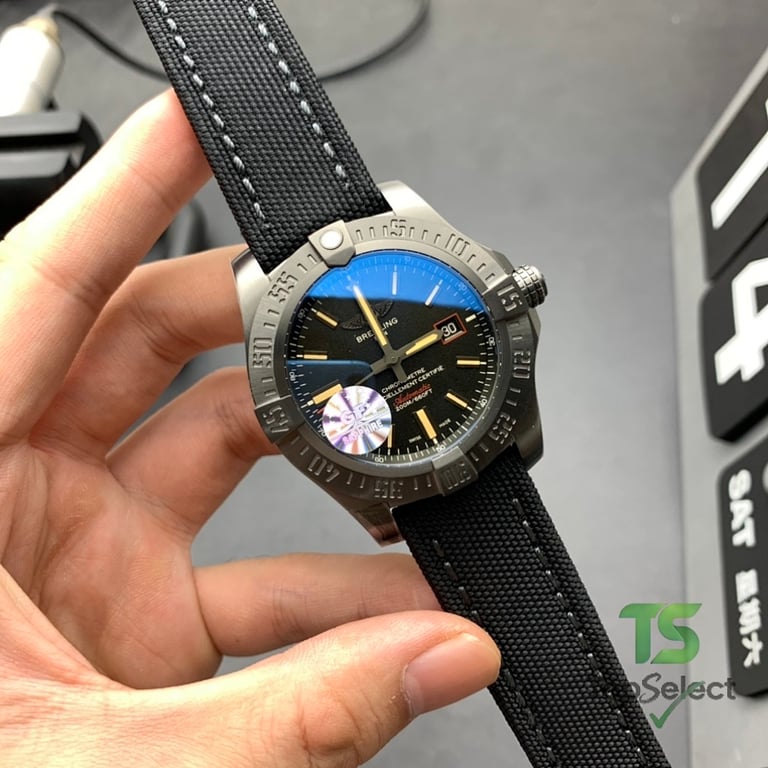 Breitling Avenger Blackbird 44 Black - 6