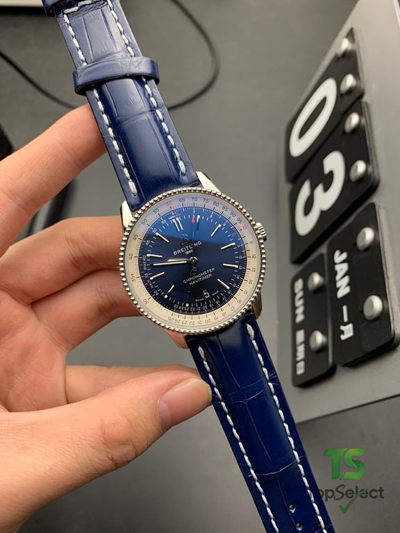 Breitling Navitimer Automatic Blue Dial - 2