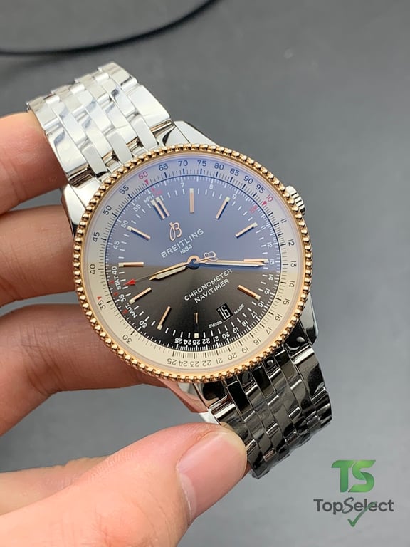 Breitling Navitimer Automatic 41 Steel & Gold - 6
