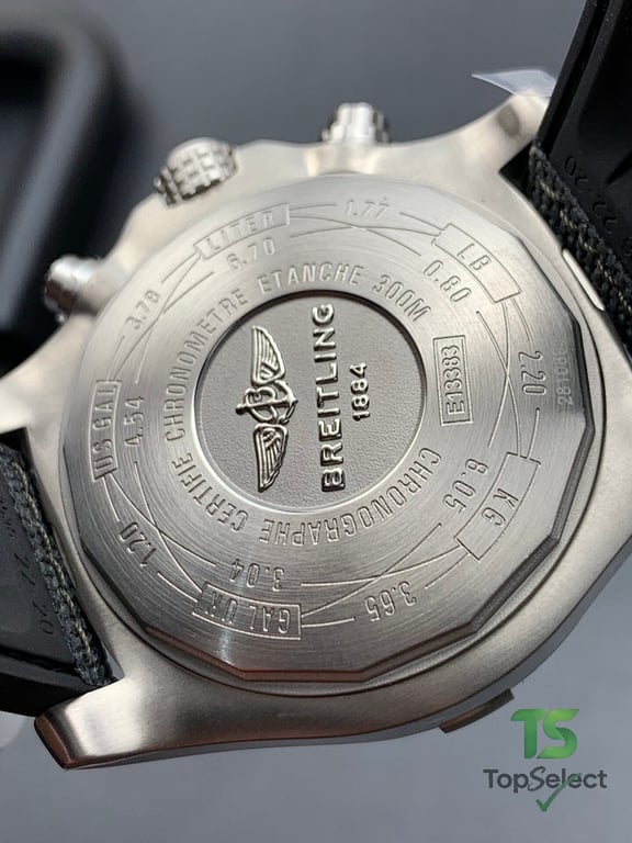 Breitling Avenger Chronograph E13383 - 2