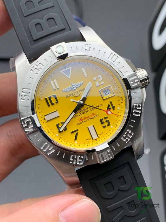 Breitling Avenger II Seawolf Yellow Dial A17331 - 6