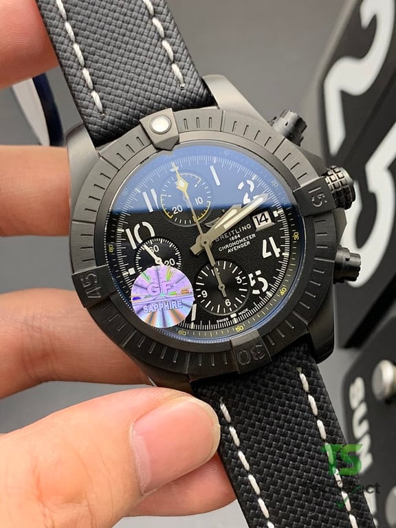 Breitling Avenger Chronograph Night Mission Black - 5