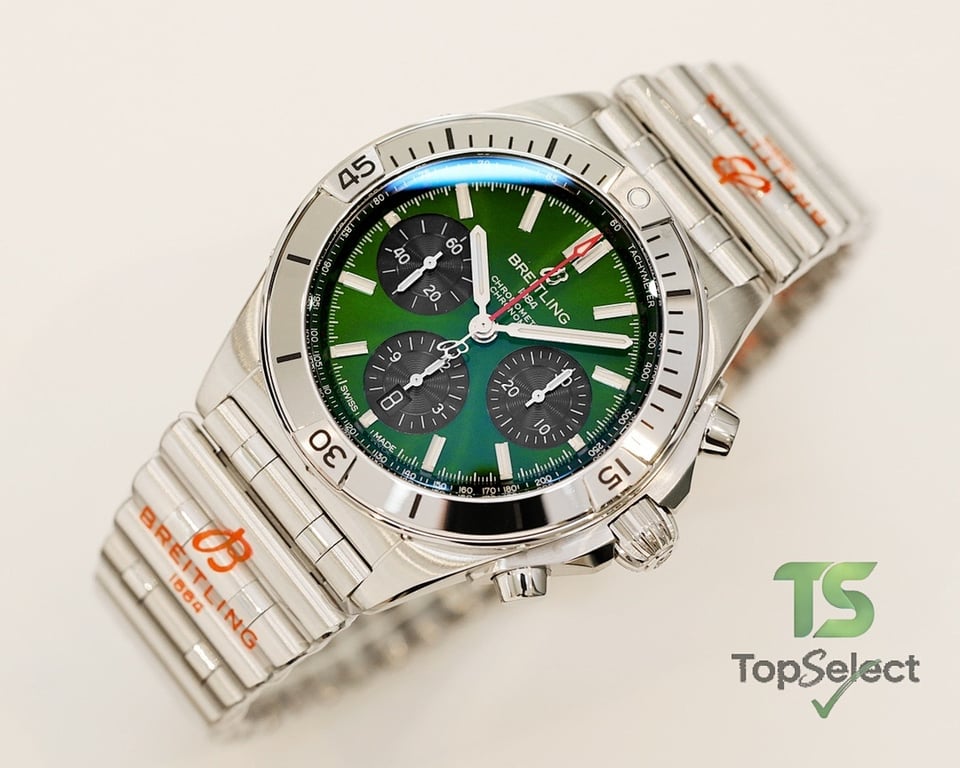 Breitling Chronomat B01 42 Green Dial