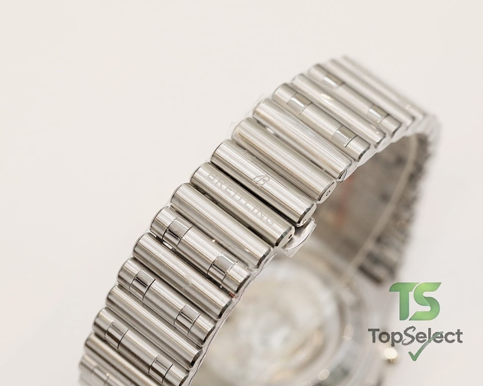 Breitling Chronomat B01 42 Green Dial - 4