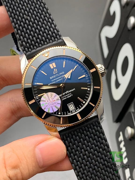 Breitling Superocean Heritage Black Gold - 4