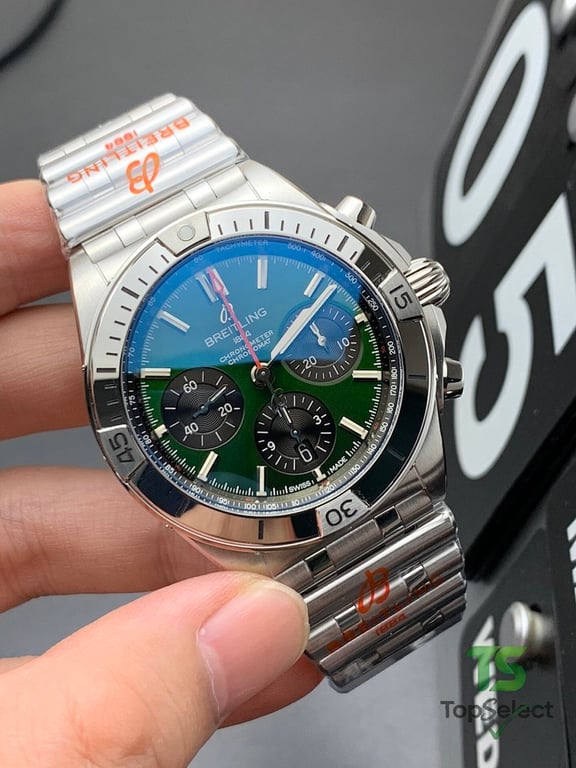 Breitling Chronomat B01 Green Dial - 6