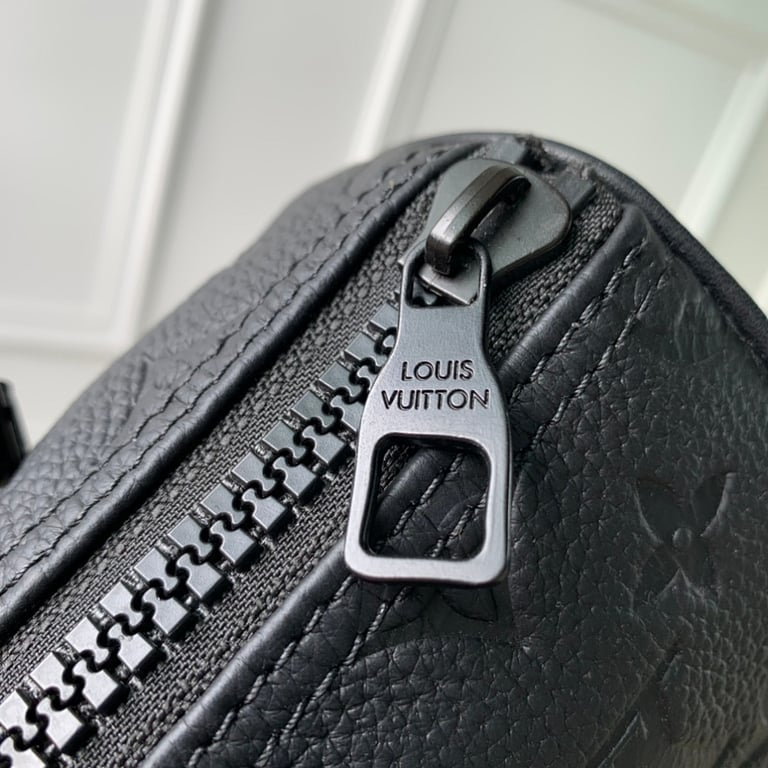 Louis Vuitton Keepall XS Monogram Seal Black M20900 - 4