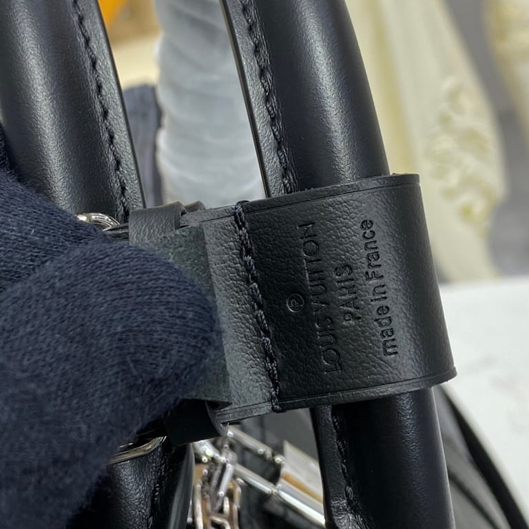 Louis Vuitton Keepall Bandoulière 50 Monogram Eclipse Reverse - 3
