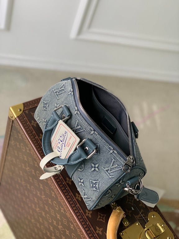 Louis Vuitton Keepall Bandoulière 25 Monogram Washed Denim M22762 - 6