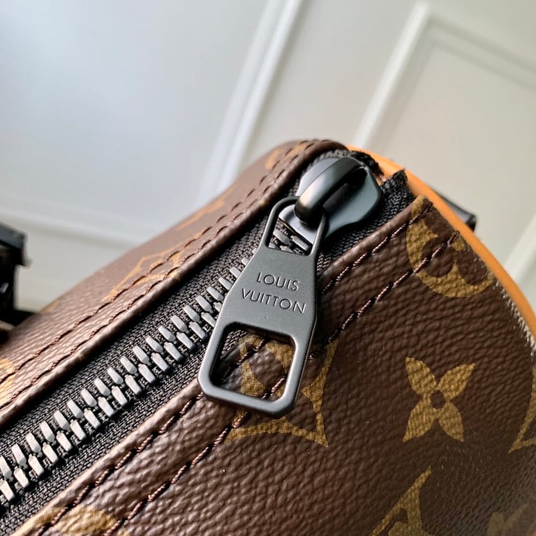 Louis Vuitton Keepall XS Monogram Brown M46687 - 4