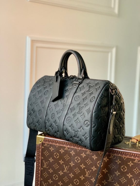 Louis Vuitton Keepall Bandouliere 35 Monogram Taurillon Black - 9
