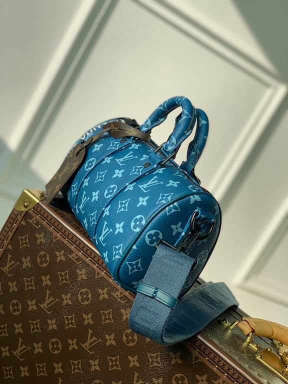 Louis Vuitton Keepall Bandoulière 25 Blue Monogram - 8