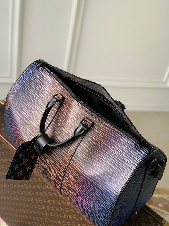 Louis Vuitton Keepall Bandoulière 50 Epi Soft XL Gradient - 3