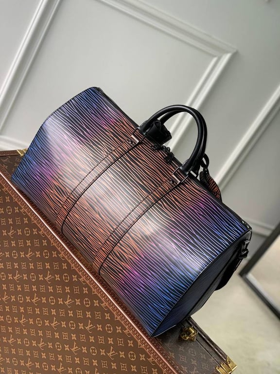 Louis Vuitton Keepall Bandoulière 50 Epi Soft XL Gradient - 9