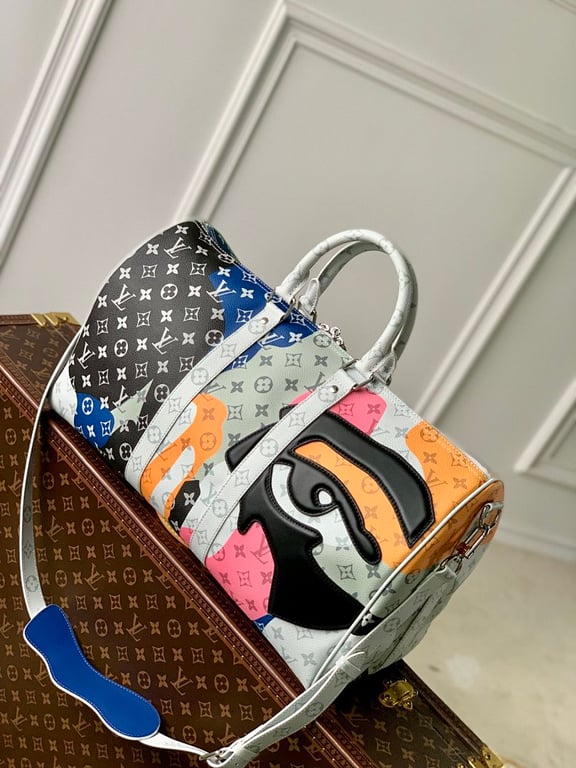 Louis Vuitton Keepall Bandouliere 45 Portrait Monogram - 9