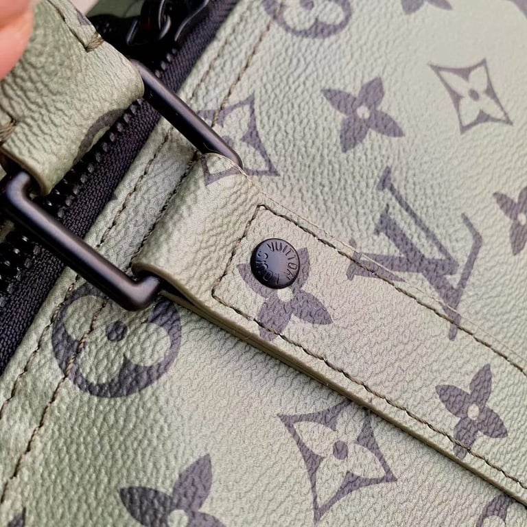 Louis Vuitton Keepall Bandoulière 45 Monogram Tones Green - 2