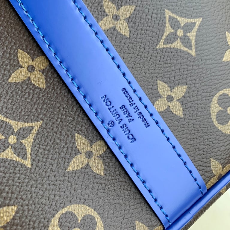 Louis Vuitton Keepall Bandoulière 50 Monogram Macassar Blue - 4